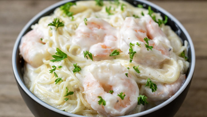 15 Minute Easy Shrimp Alfredo with Angel Hair Pasta - Zona's Lazy Recipes