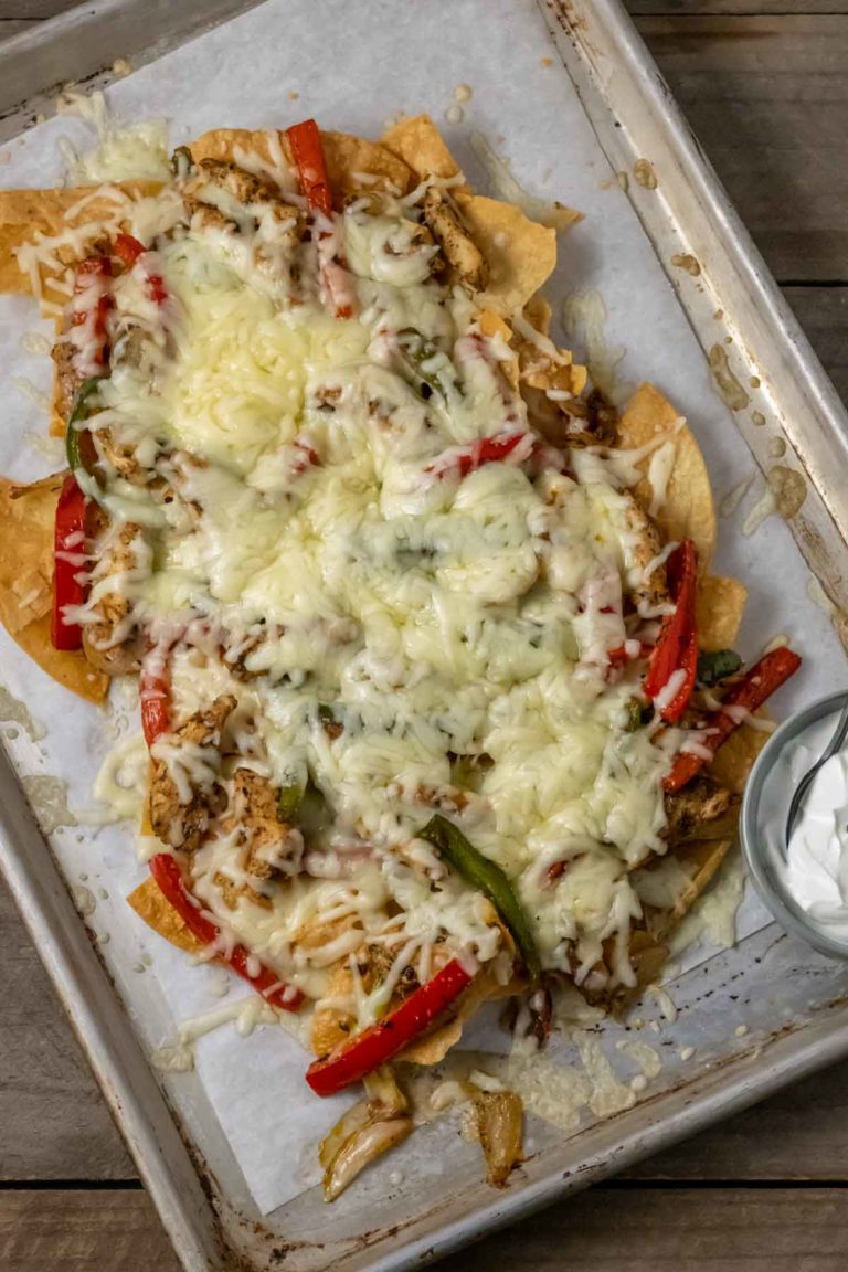 Chicken Fajita Tray Bake (Just 30 minutes and so good!) Zona's Lazy