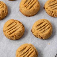 Chewy Peanut Butter Cookies