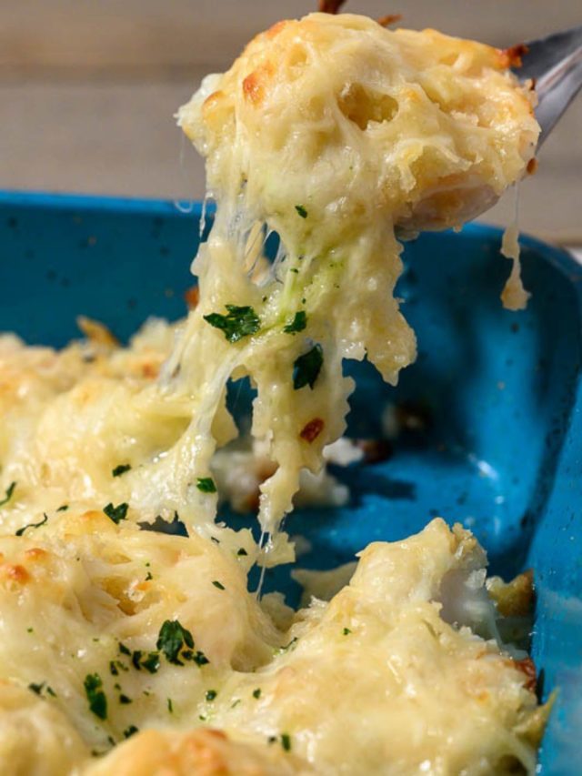 Cheesy Garlic Scallops and Shrimp