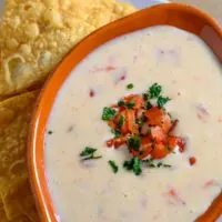 5 Ingredient White Queso Dip