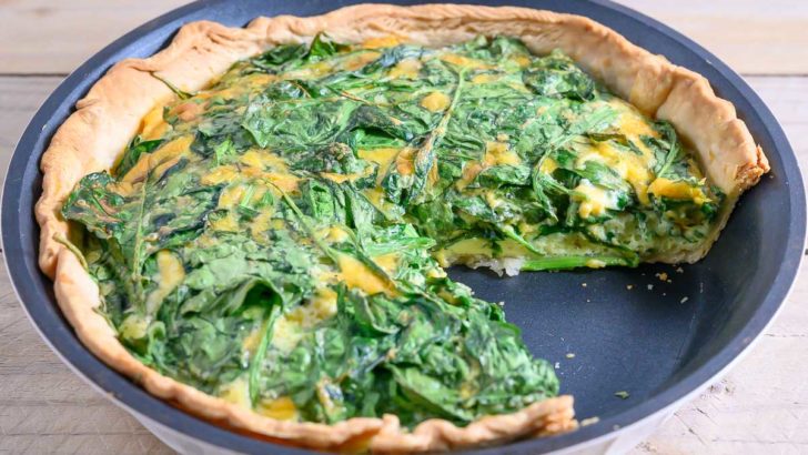 5 Ingredient Quiche with Spinach (Just 5 steps) - Zona's Lazy Recipes