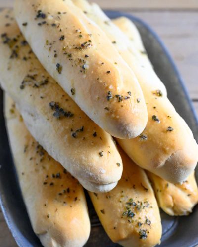 6 Ingredient Italian Breadsticks Recipe